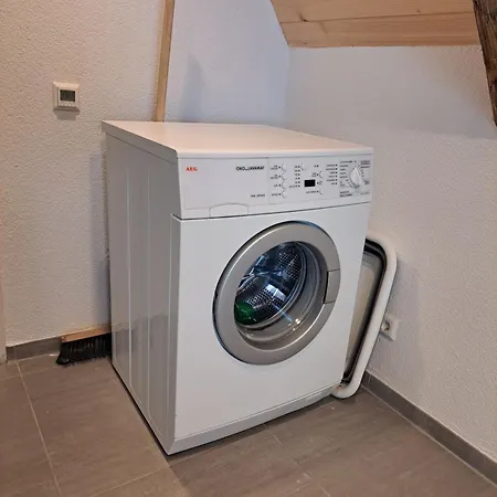 Heuboden Und Wohnstueble *